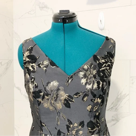 Adrianna Papell Metallic Floral Midi Dress - Picture 4 of 15